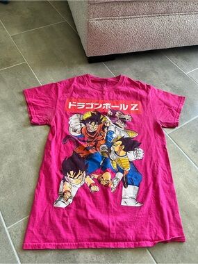 Forever 21 & DragonBall Z Bright Pink Graphic Tee Good Condition Summer Top
